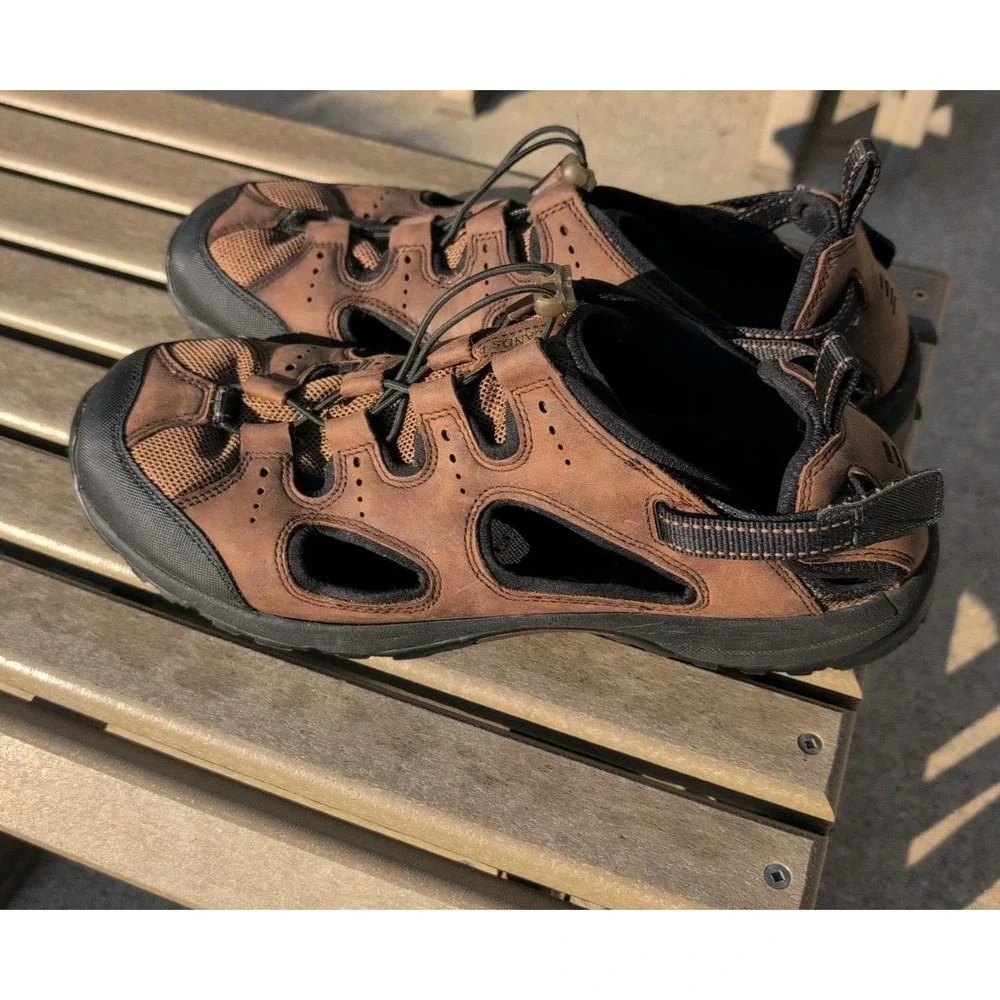 Lands End Brown Suede Mesh Closed ToeHiking Sandals 12D Men's Bungee Closure GUC